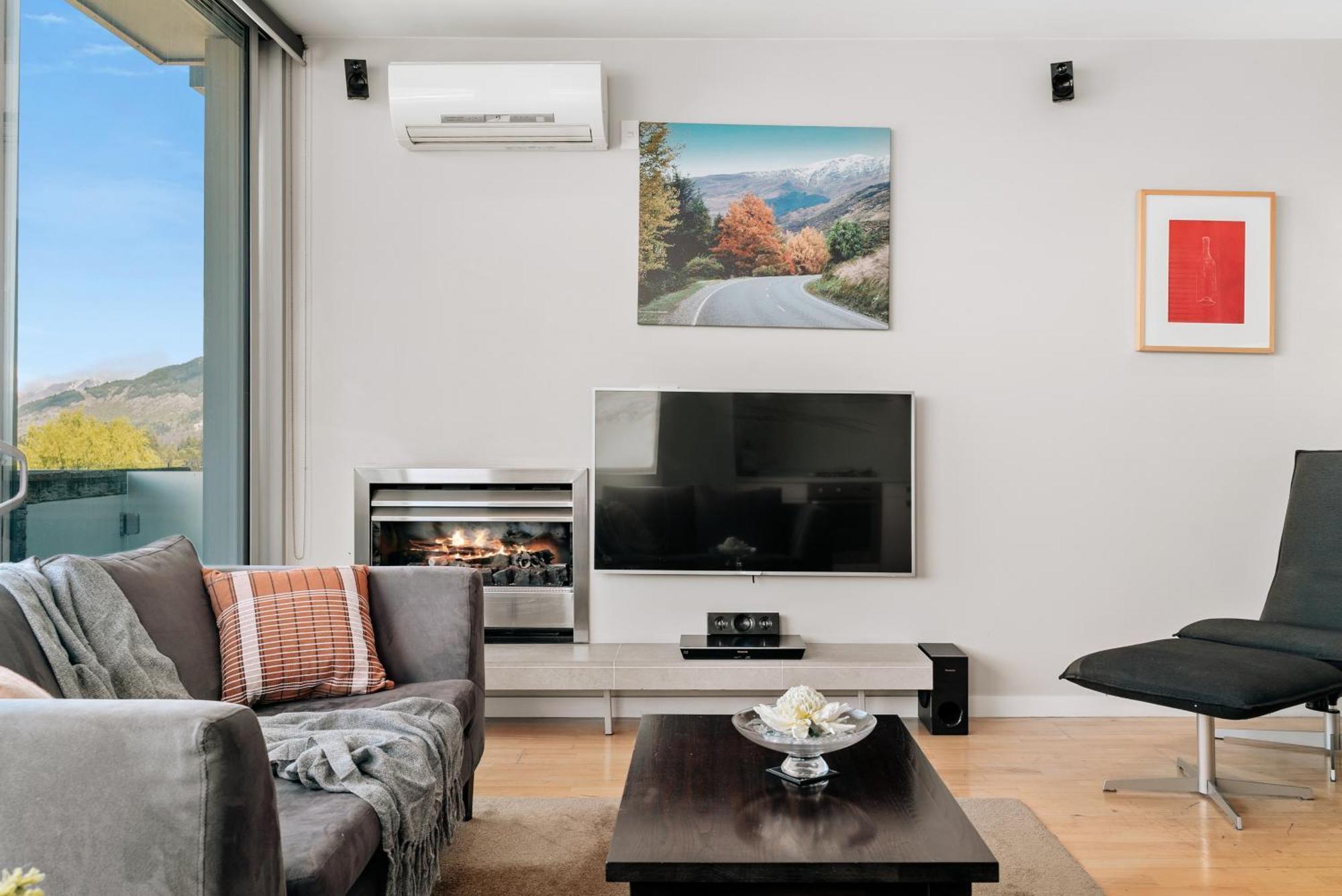 Modern Executive Living In Pounamu ควีนส์ทาวน์ ภายนอก รูปภาพ